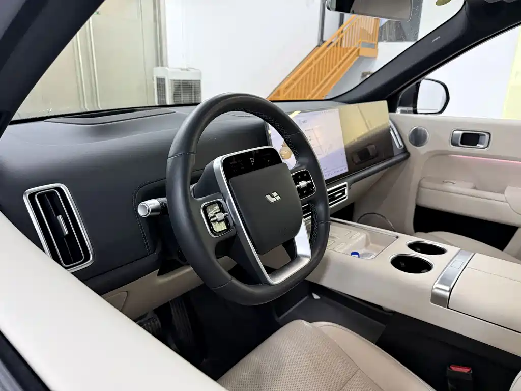 Li Auto Li L8 — миниатюра 10