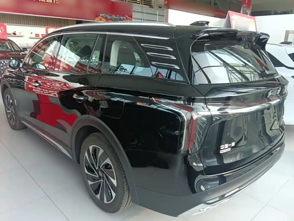Hongqi HS7 PHEV 2024 2.0T PHEV 7 мест