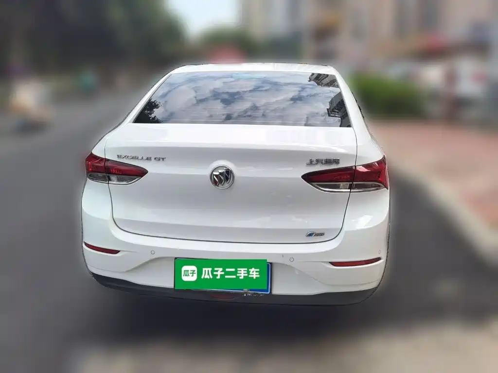 Buick Excelle — миниатюра 3