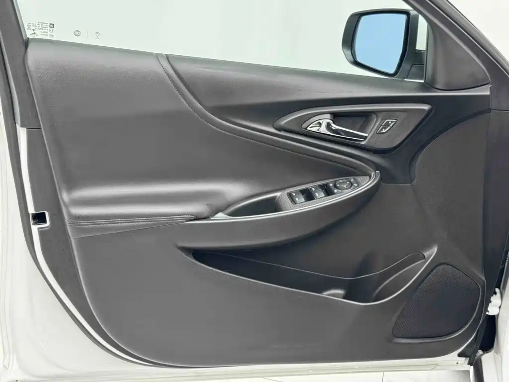 Chevrolet Malibu XL — миниатюра 6