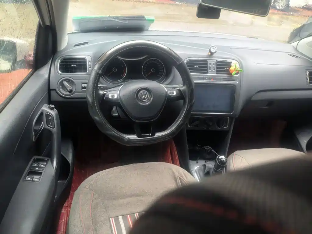 Volkswagen Polo — миниатюра 11