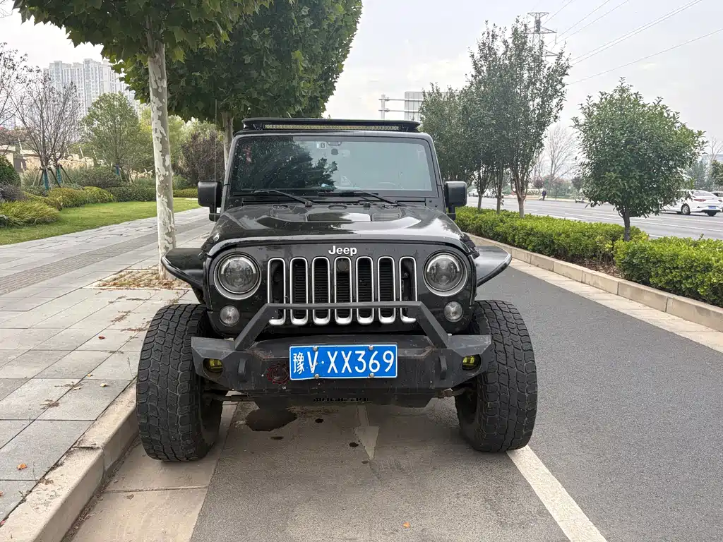 Jeep Wrangler — миниатюра 5