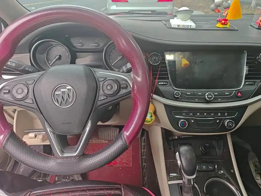 Buick Verano — миниатюра 12