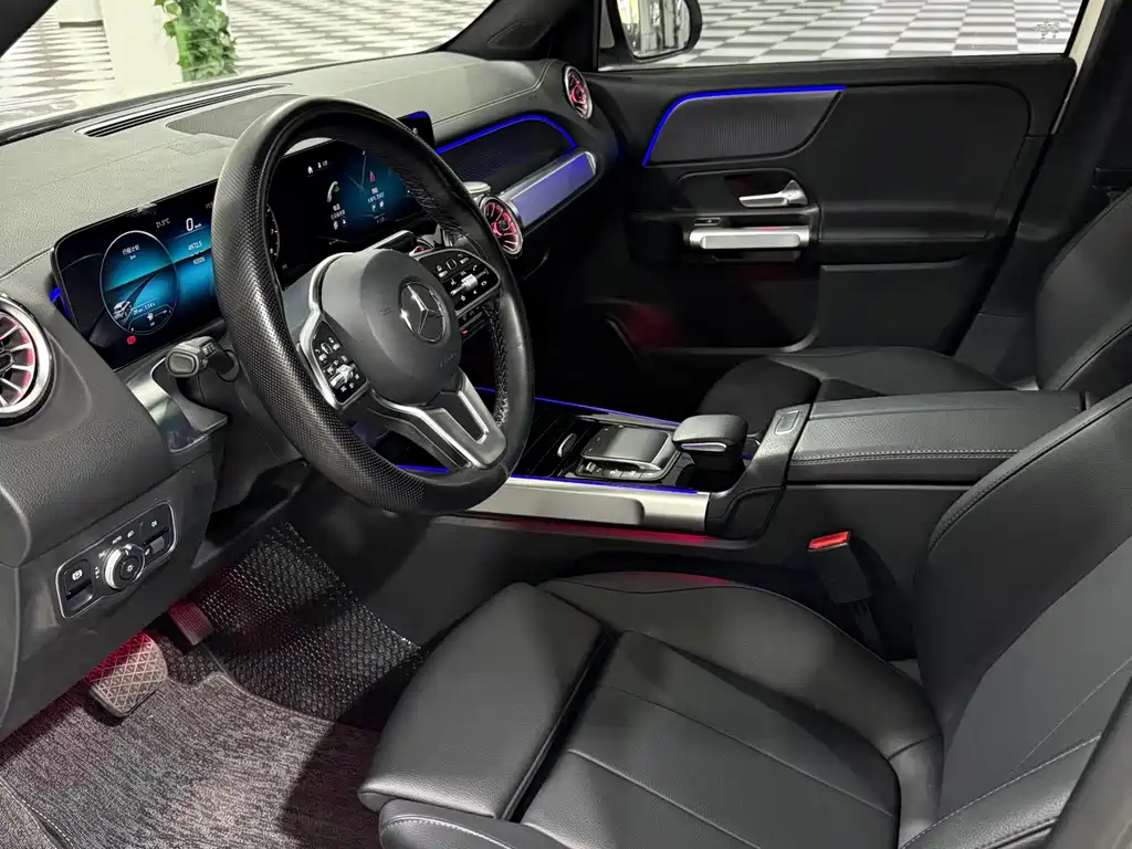 Mercedes-Benz GLB — миниатюра 4