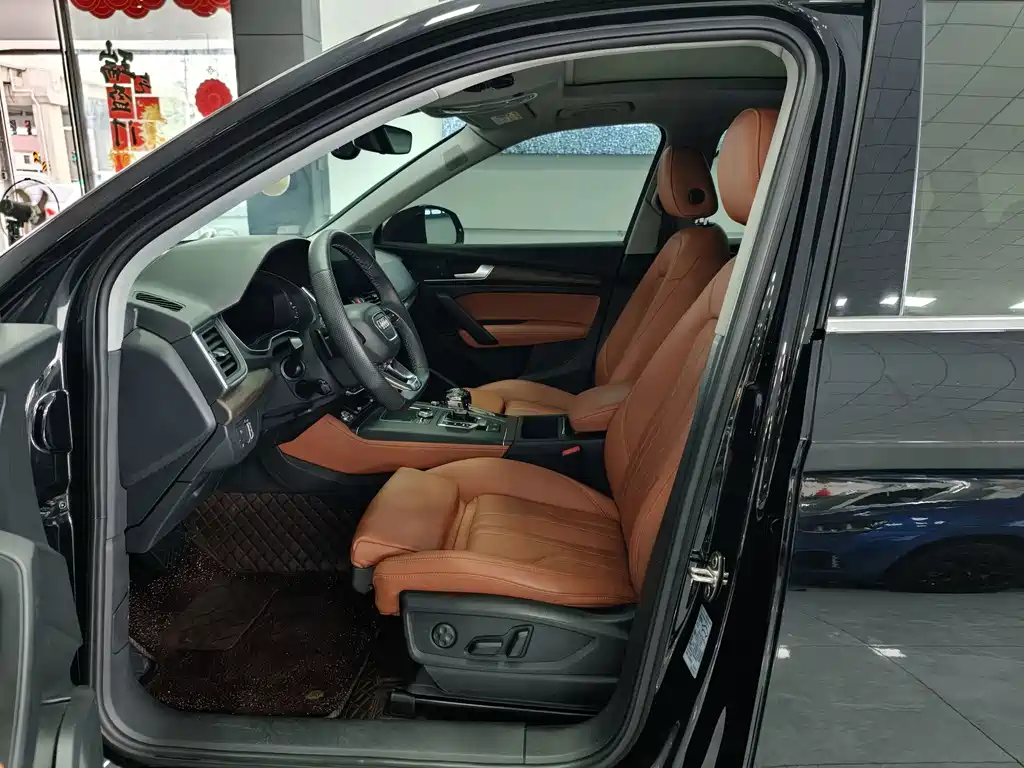 Audi Q5L — миниатюра 12