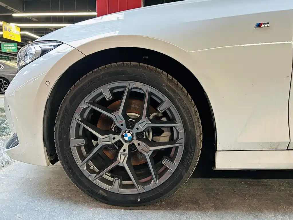 BMW 3 Series — миниатюра 21