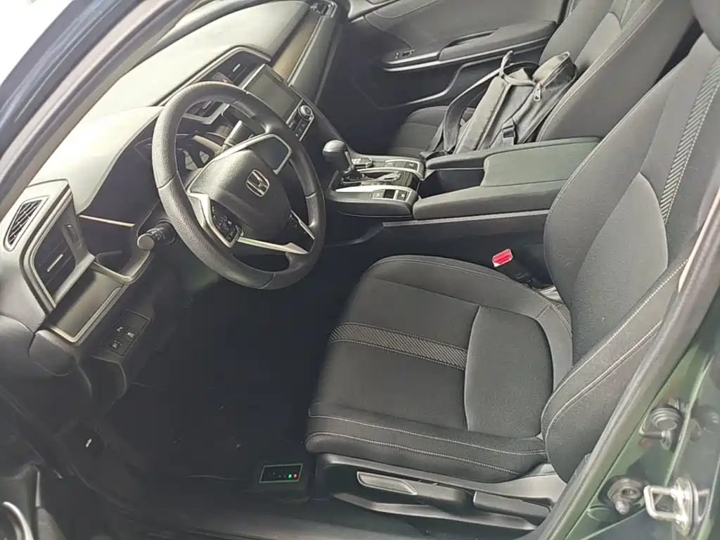 Honda Civic 2016 220TURBO CVT Luxury