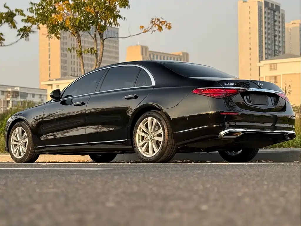 MERCEDES-BENZ S CLASS