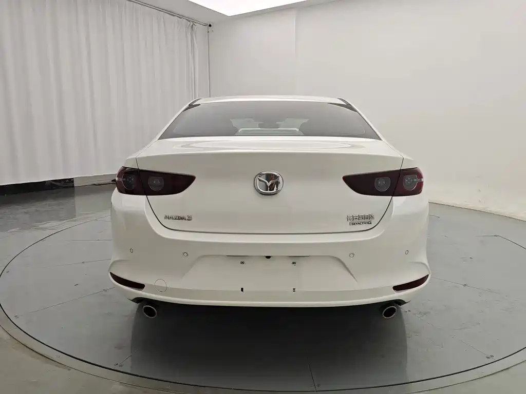 Mazda 3 Axela — миниатюра 9
