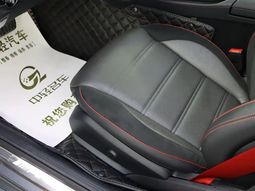 Mercedes-Benz E-Class AMG — миниатюра 11