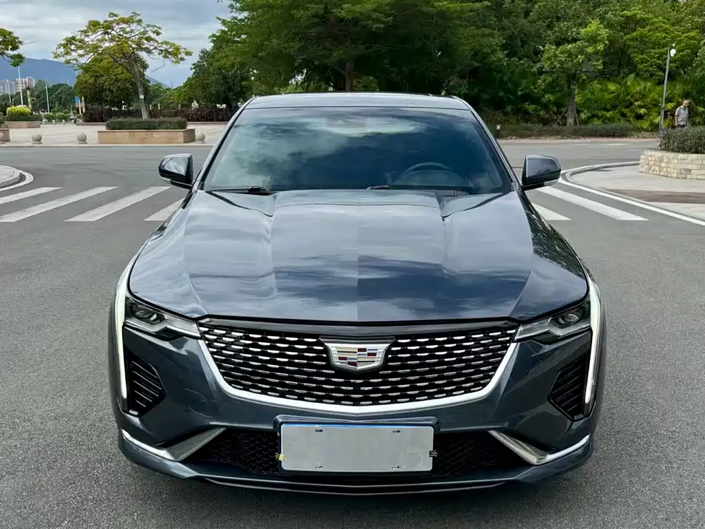 CADILLAC CT4