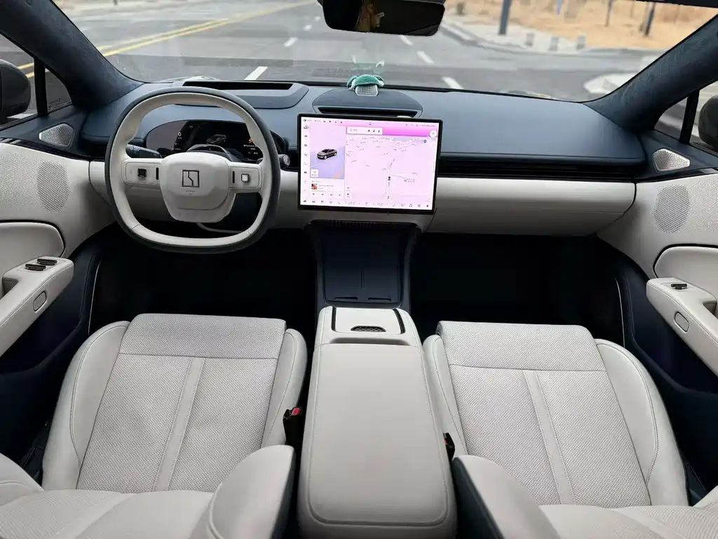 ZEEKR EXTREME KRYPTON 007