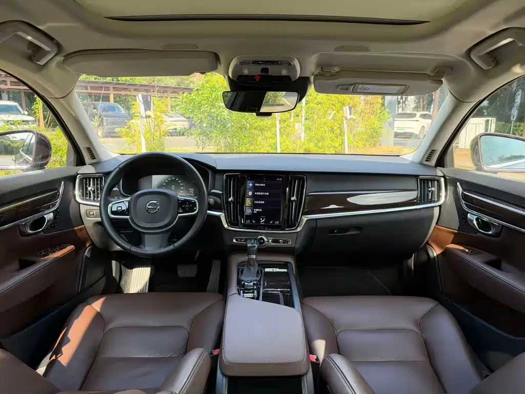 Volvo S90 — миниатюра 12