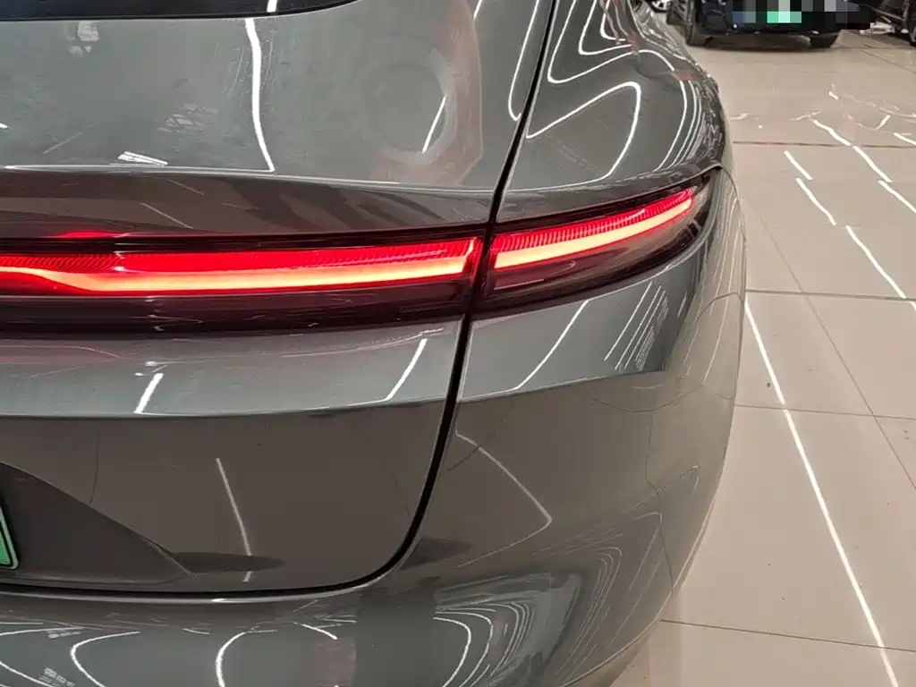 NIO ET5 — миниатюра 8