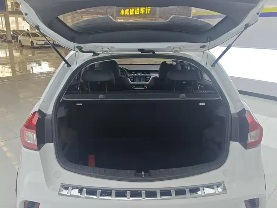 Geely Vision X3 — миниатюра 4