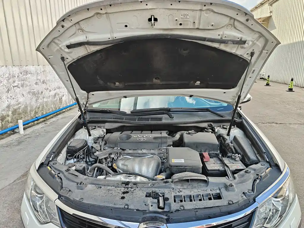 Toyota Camry — миниатюра 33