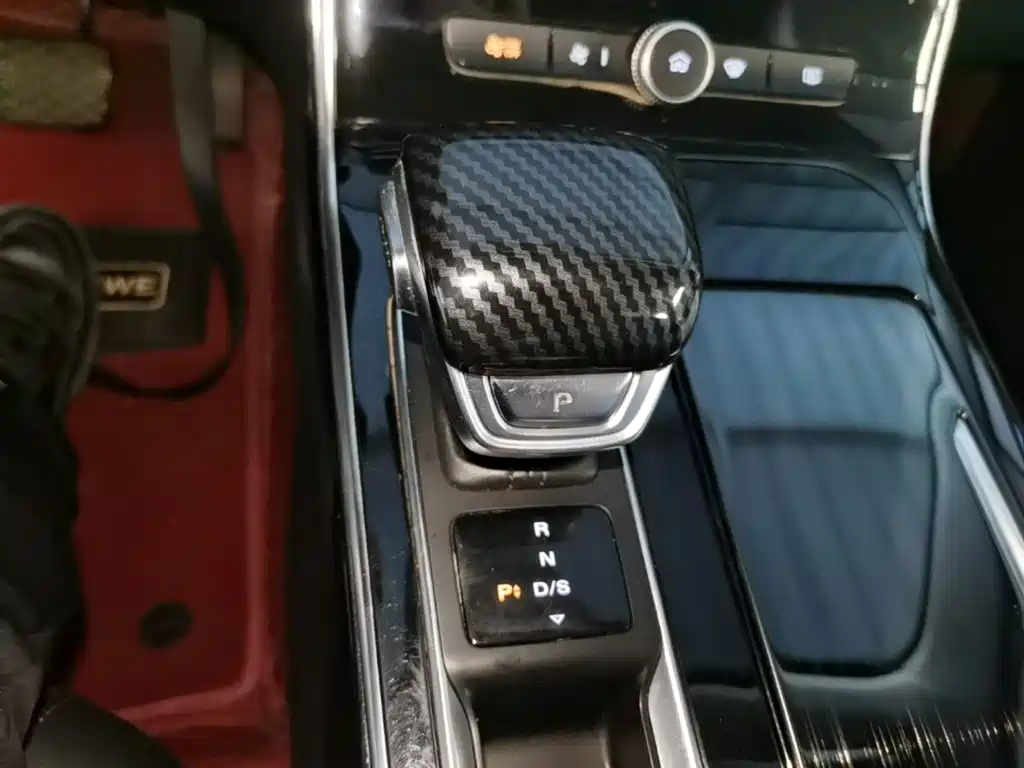 Roewe RX5 MAX — миниатюра 14