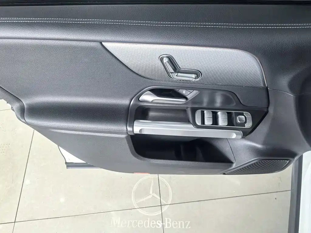 Mercedes-Benz GLB 2022 GLB 200