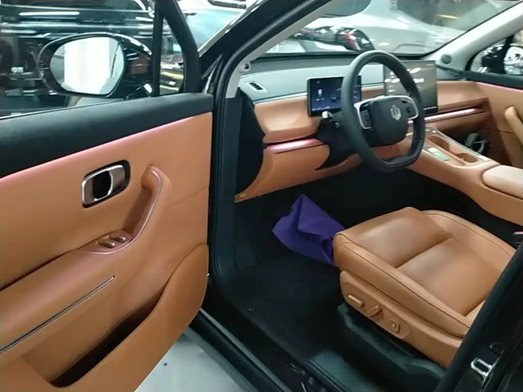 Leapmotor Leapmotor C16 — миниатюра 16