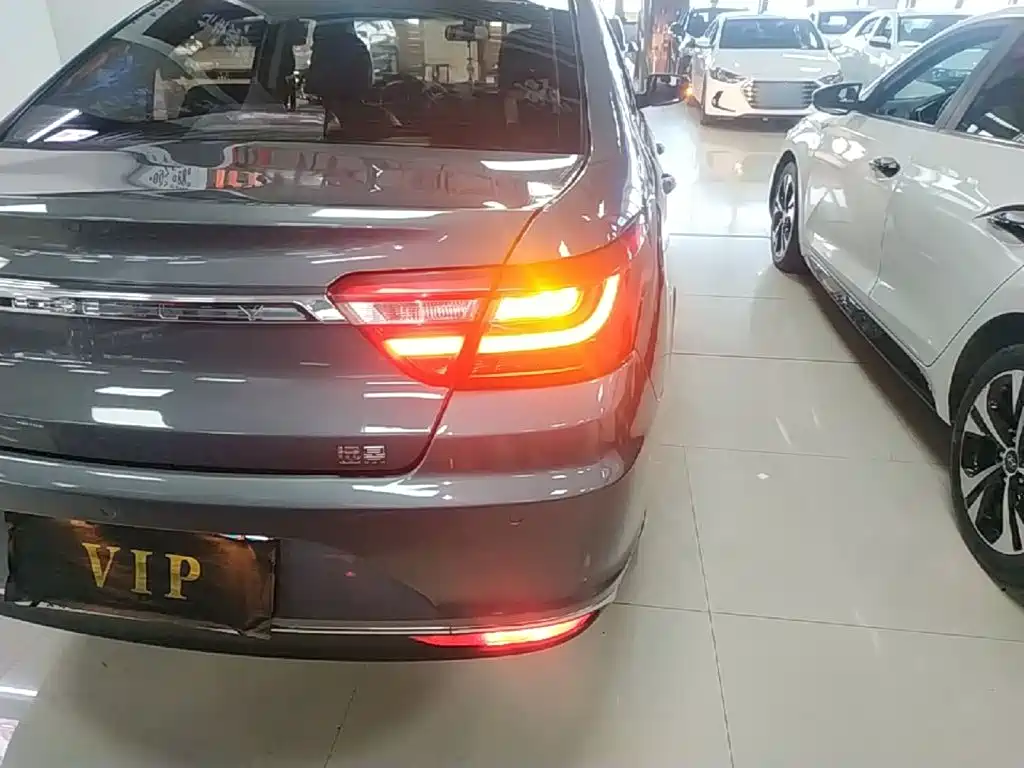 Geely Vision — миниатюра 8