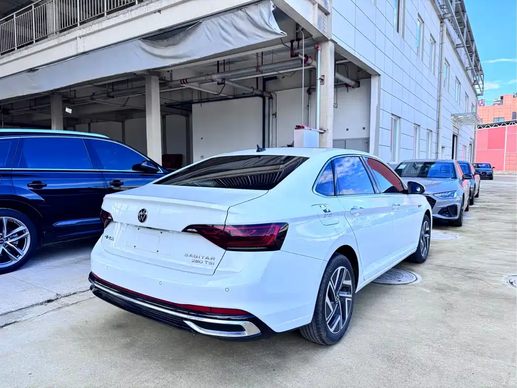 Volkswagen Sagitar — миниатюра 3
