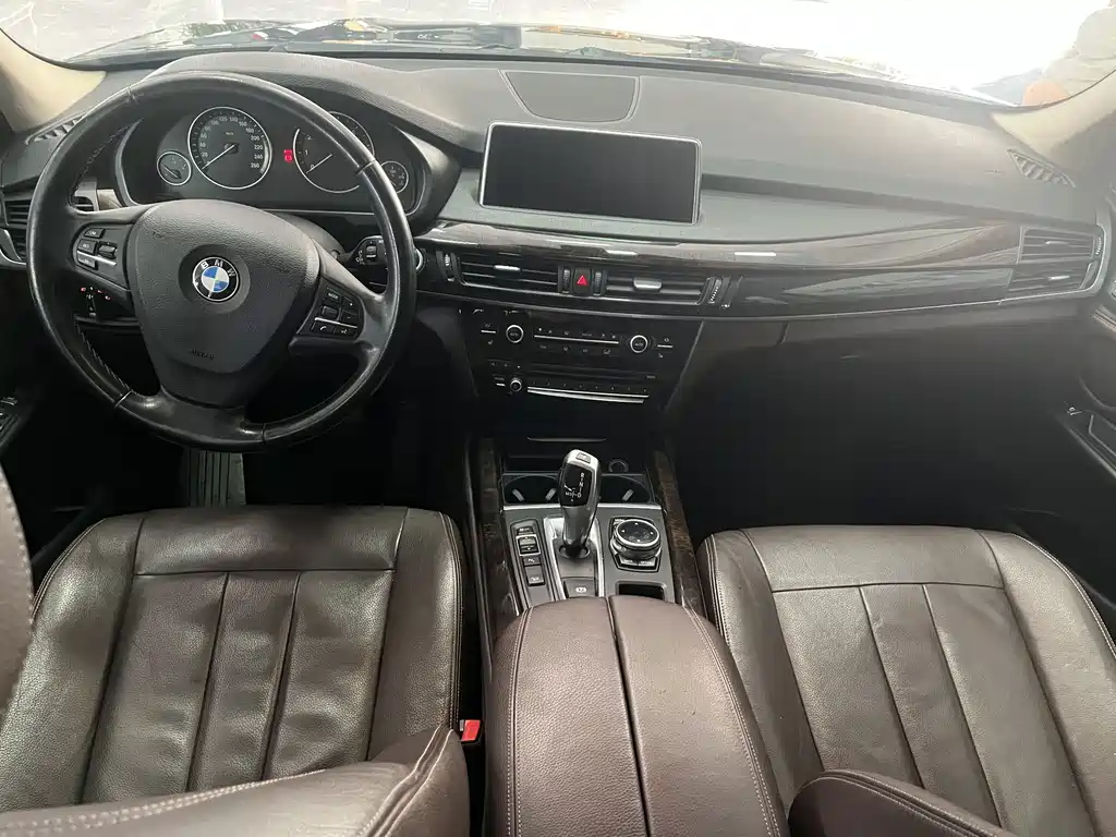 BMW X5 (Import) — миниатюра 13