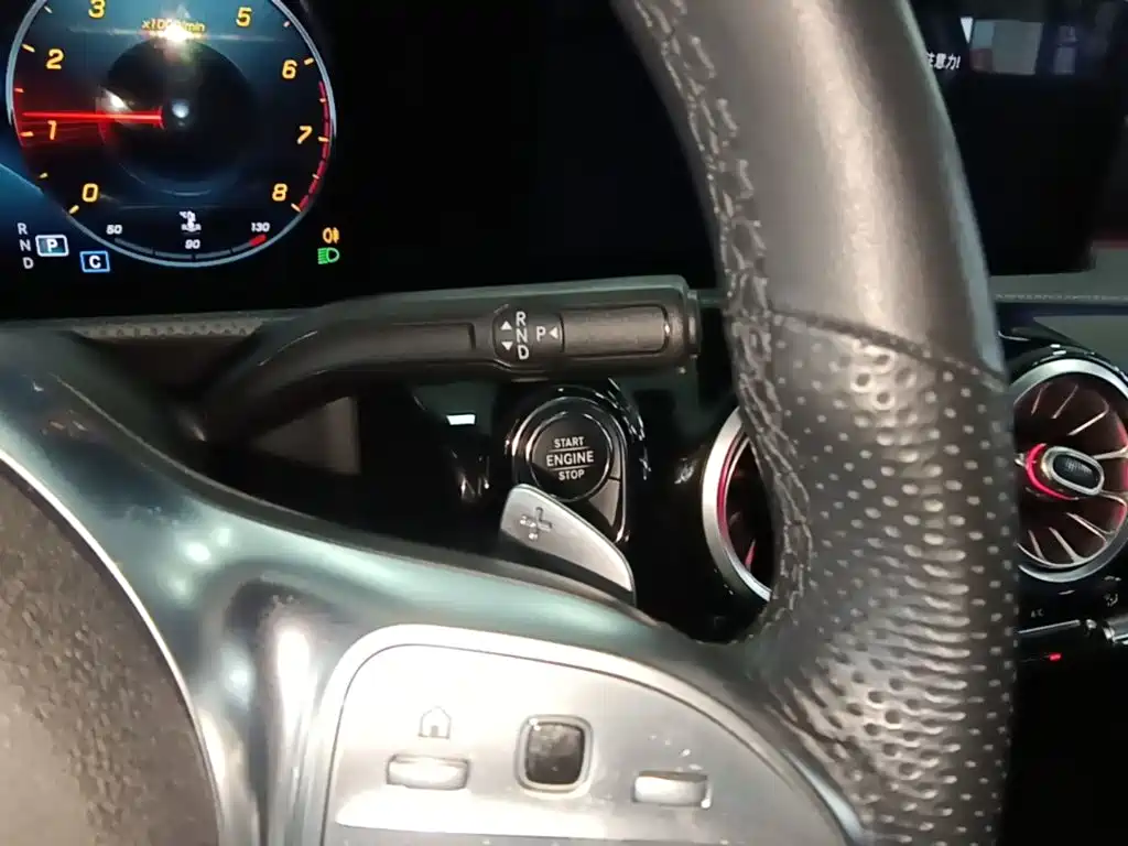 Mercedes-Benz A-Class — миниатюра 14
