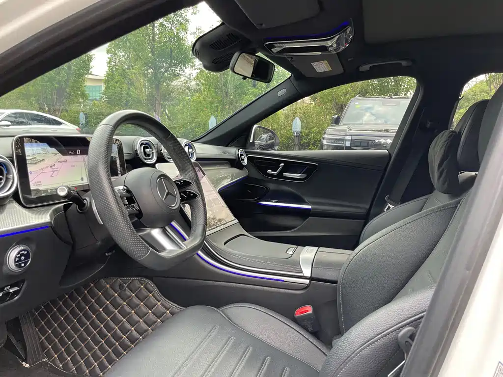 Mercedes-Benz C-Class — миниатюра 5