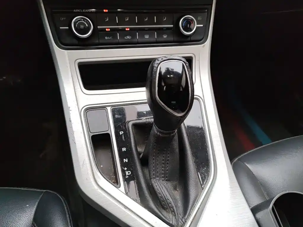 Geely Vision — миниатюра 14