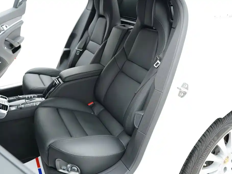 Porsche Panamera — миниатюра 10