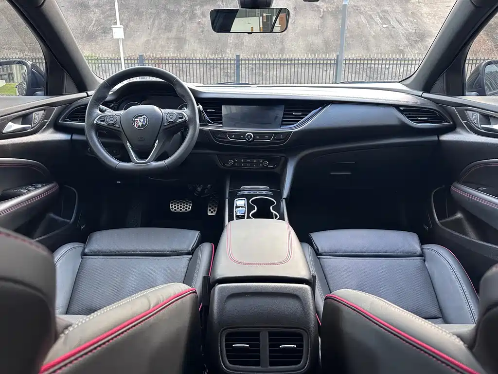 Buick Regal — миниатюра 11