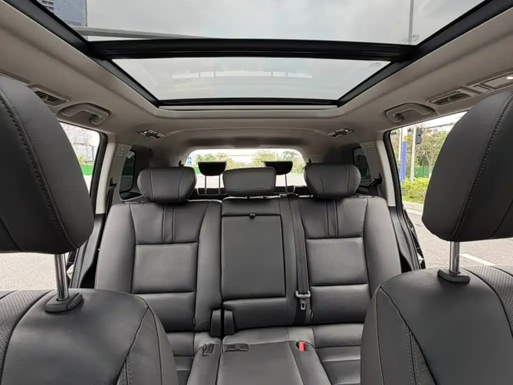 GAC GS8 2017 320T Luxury Smart Connect ( мест)