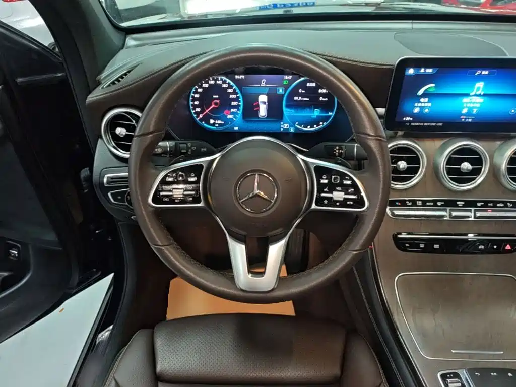 Mercedes-Benz GLC — миниатюра 11