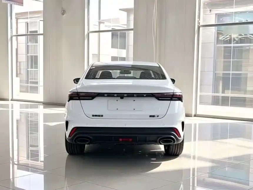 Geely Binrui — миниатюра 8
