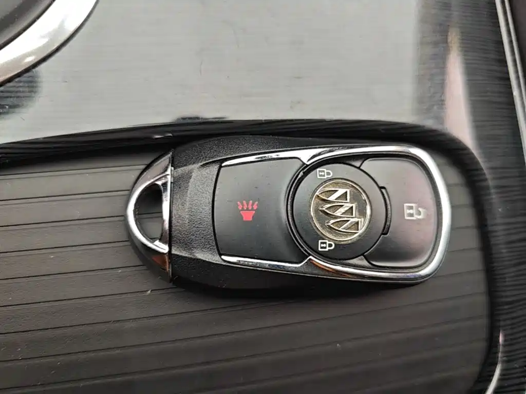 Buick Envision Plus — миниатюра 9