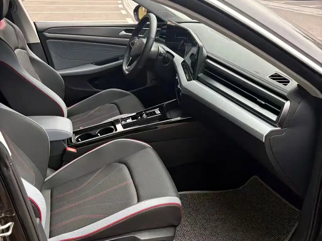 Volkswagen Lamando — миниатюра 9