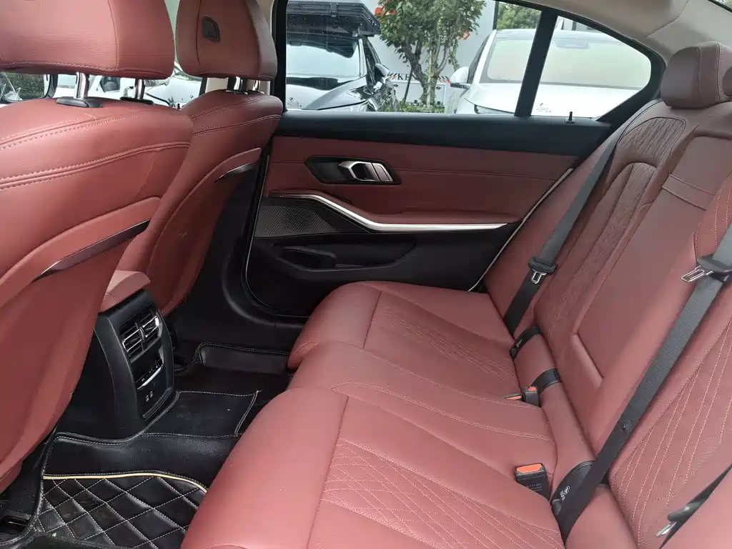 BMW 3 Series — миниатюра 9