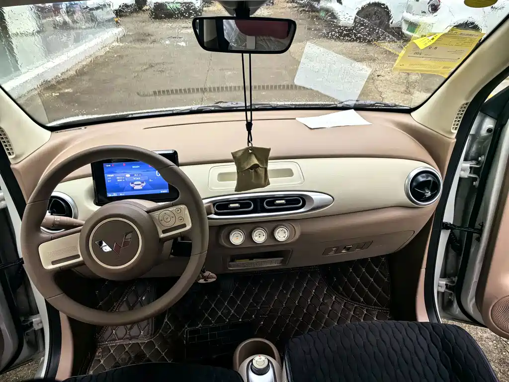 Wuling MINIEV — миниатюра 5
