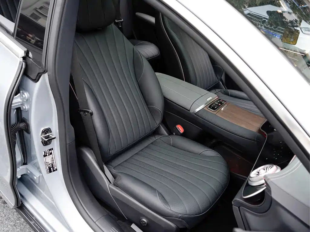Mercedes-Benz EQS — миниатюра 14