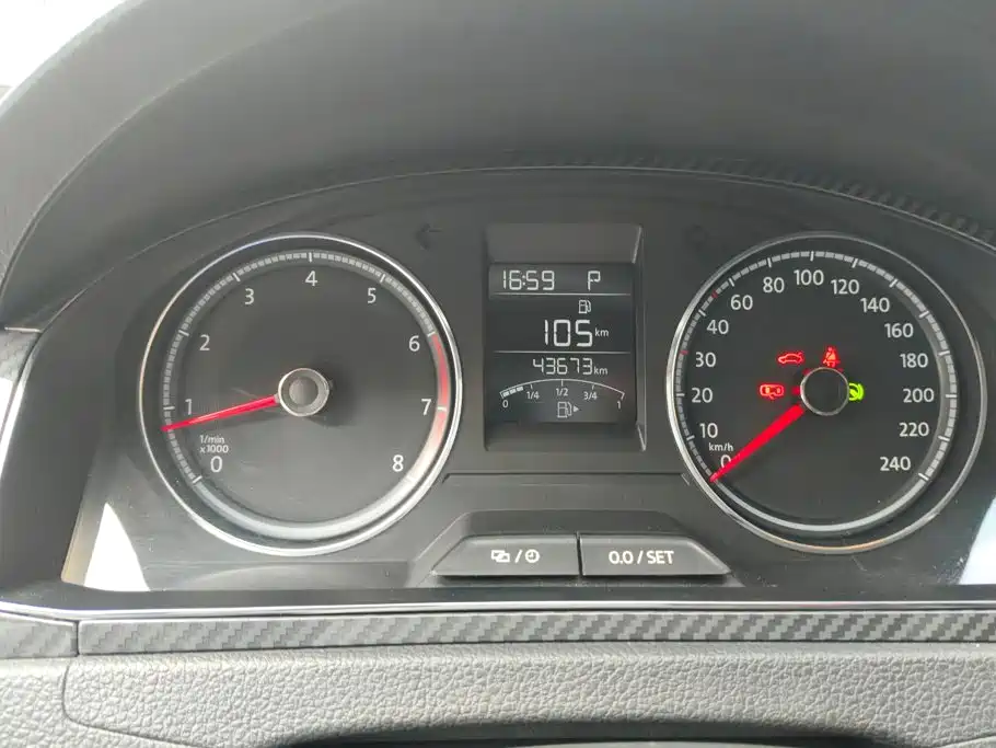 Volkswagen Santana — миниатюра 14