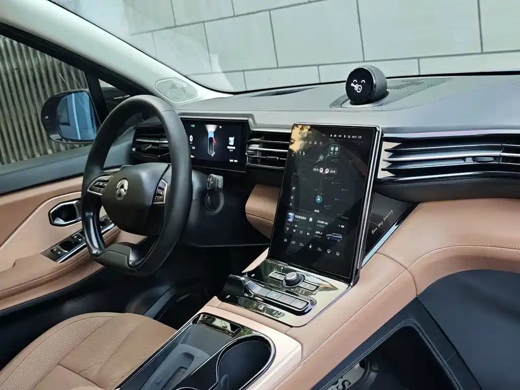 NIO ES8 — миниатюра 7