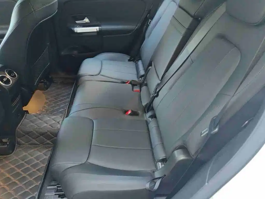 Mercedes-Benz GLB — миниатюра 3