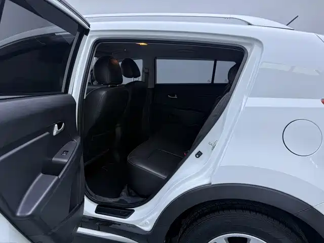 Kia Sportage — миниатюра 14