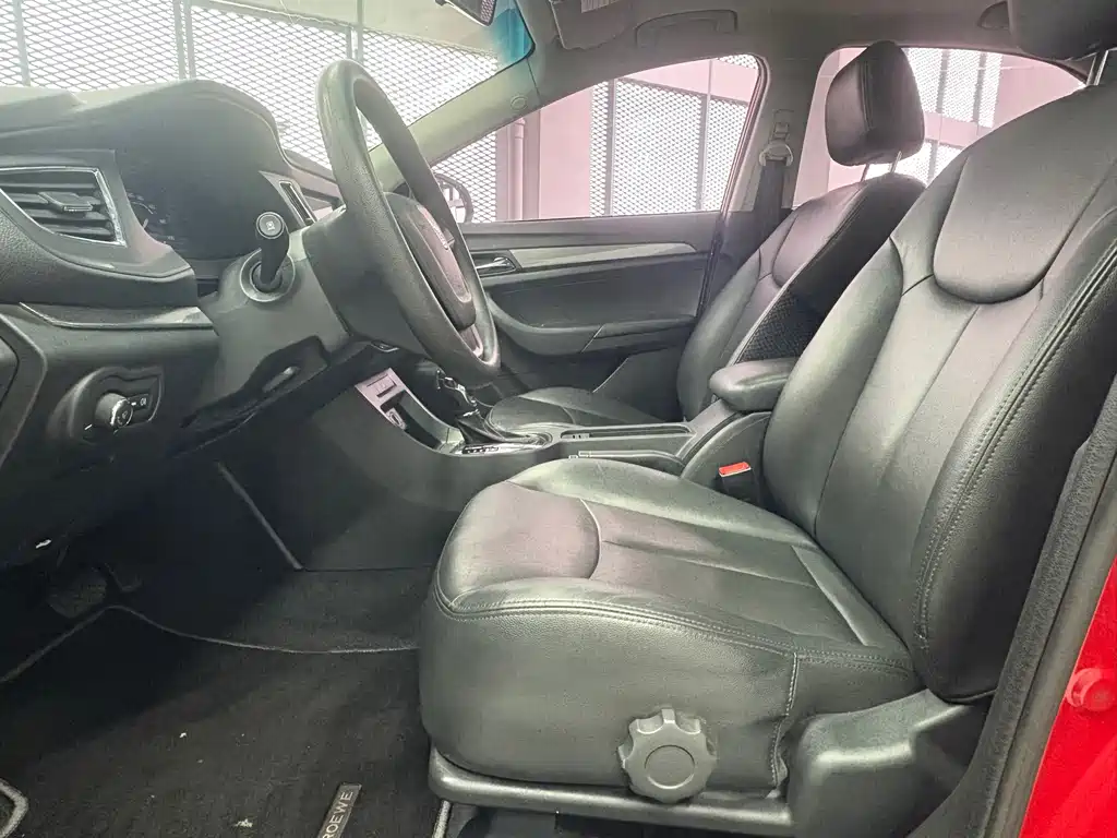 Roewe 360 — миниатюра 4