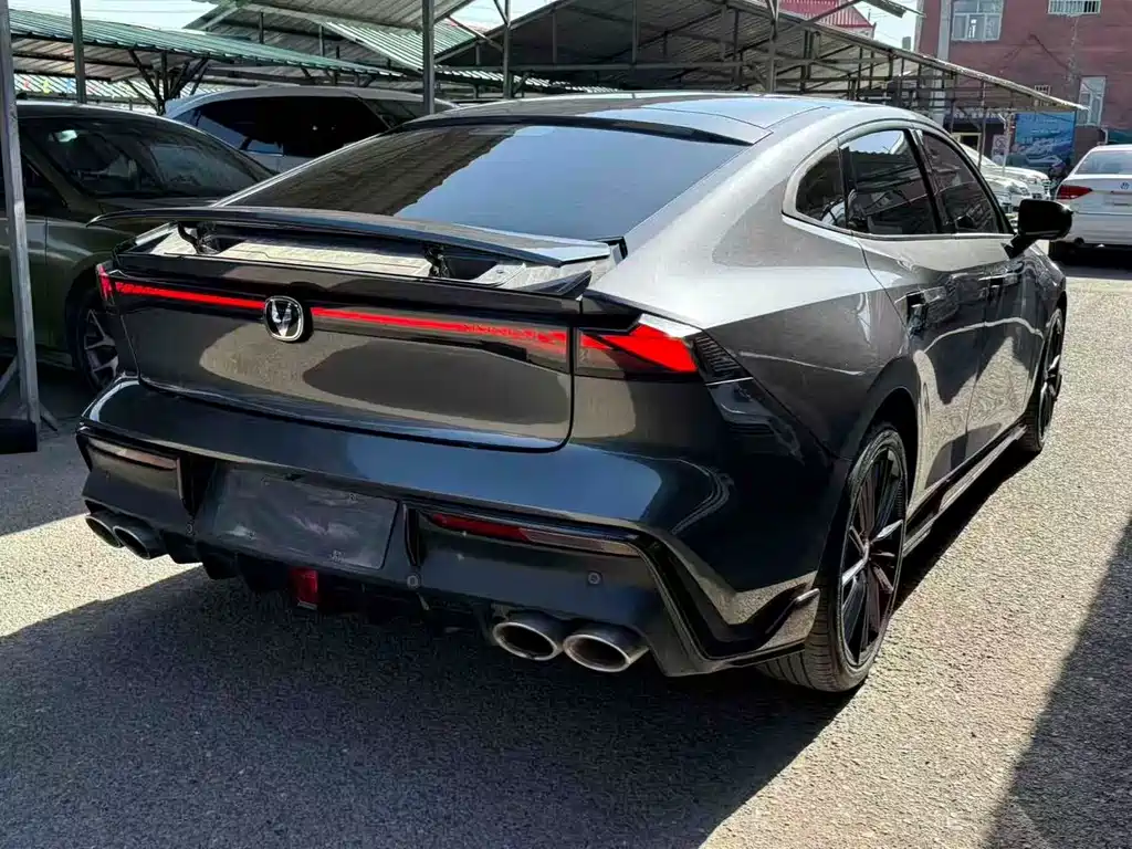 Changan UNI-V 2022 1.5T Sport