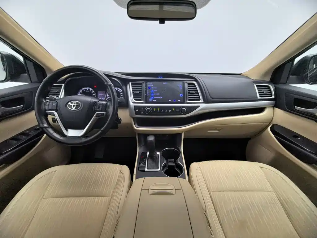 Toyota Highlander — миниатюра 5