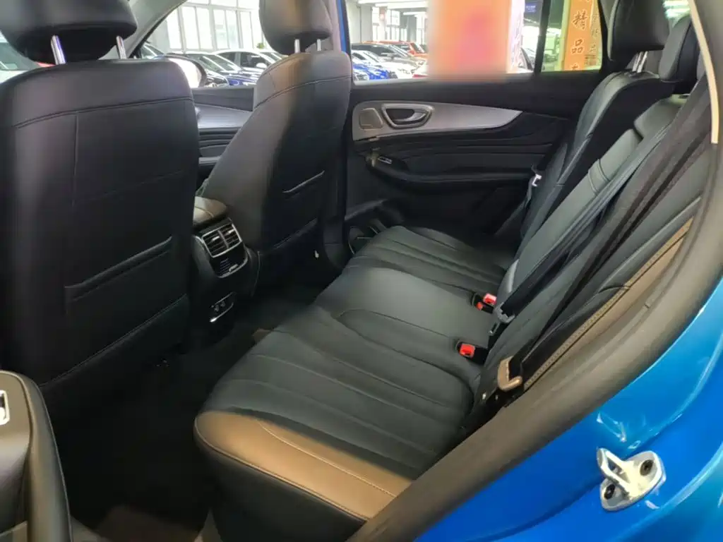 Roewe RX5 eMAX — миниатюра 17