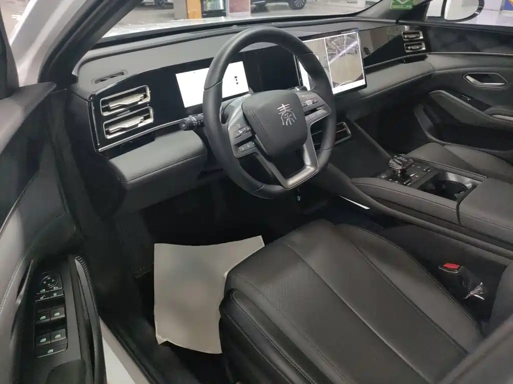 BYD Qin L L 2025 DM-i Smart Drive 120KM Lead