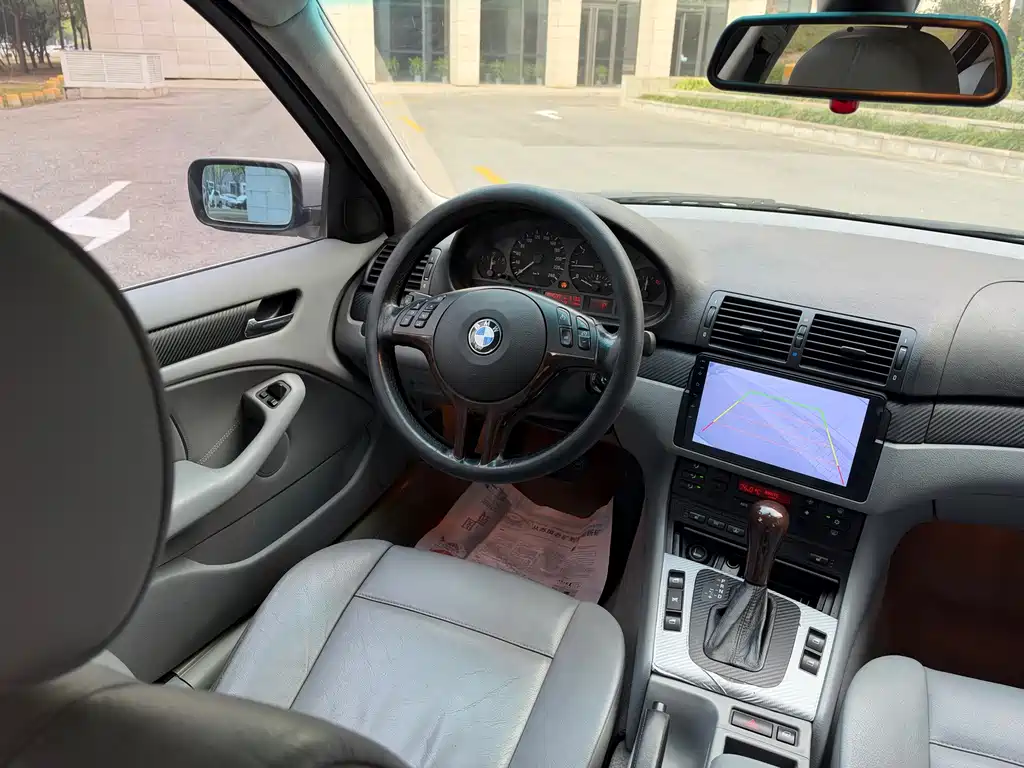 BMW 3 Series — миниатюра 9