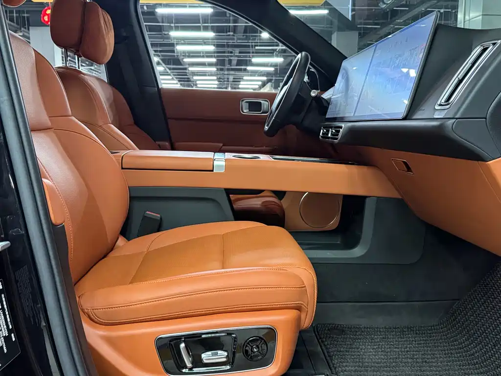 Li Auto Li L9 — миниатюра 16